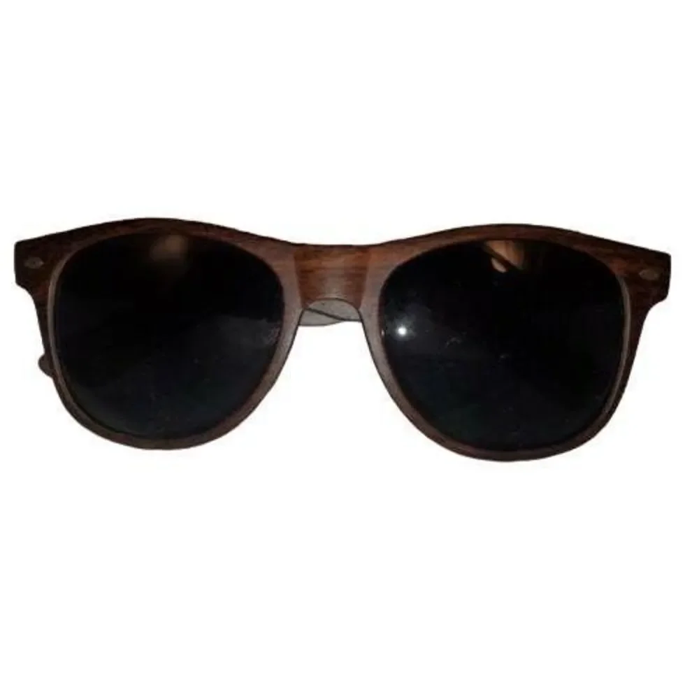 CASAMIGOS SUNGLASSES  PLASTIC‎ WOOD Brand New